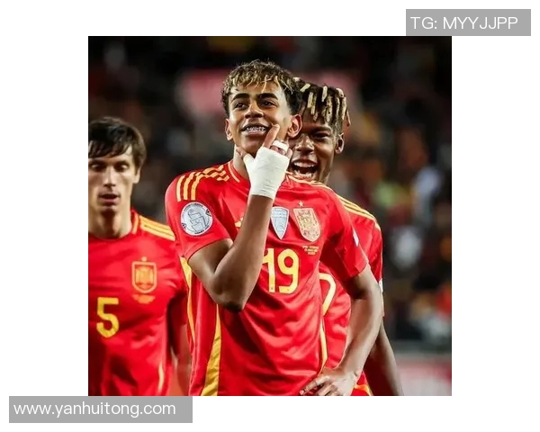 何兰足球巨星：从青涩新秀到世界顶尖球员的传奇之路