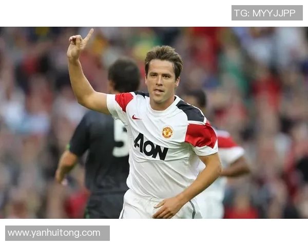 足球明星的成长之路与场外魅力探索